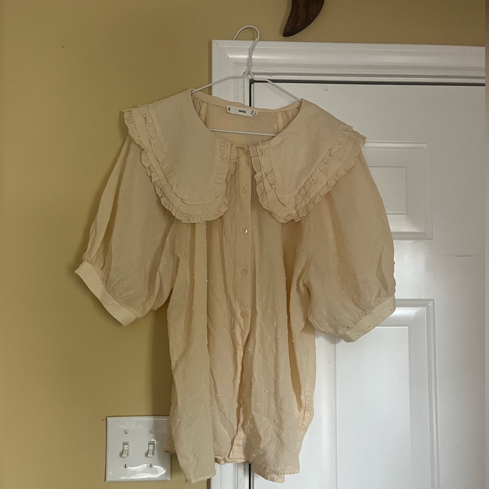 Mango puff sleeve large collar top